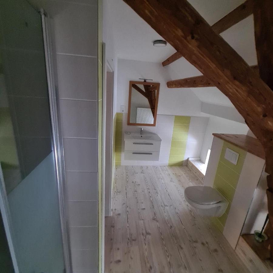 Gaestezimmer Treuen - Bed & Breakfast Exterior foto
